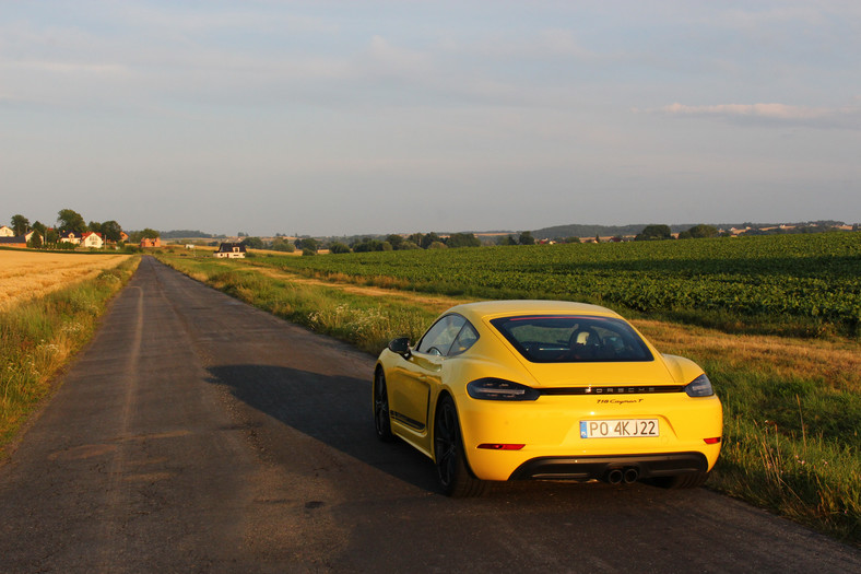 Porsche Cayman T