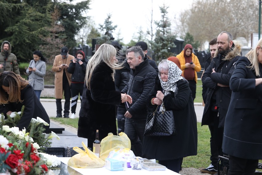 Saša Popović 40 dana