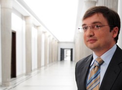 Ziobro: Chcę zeznawać, ale zmieńcie termin