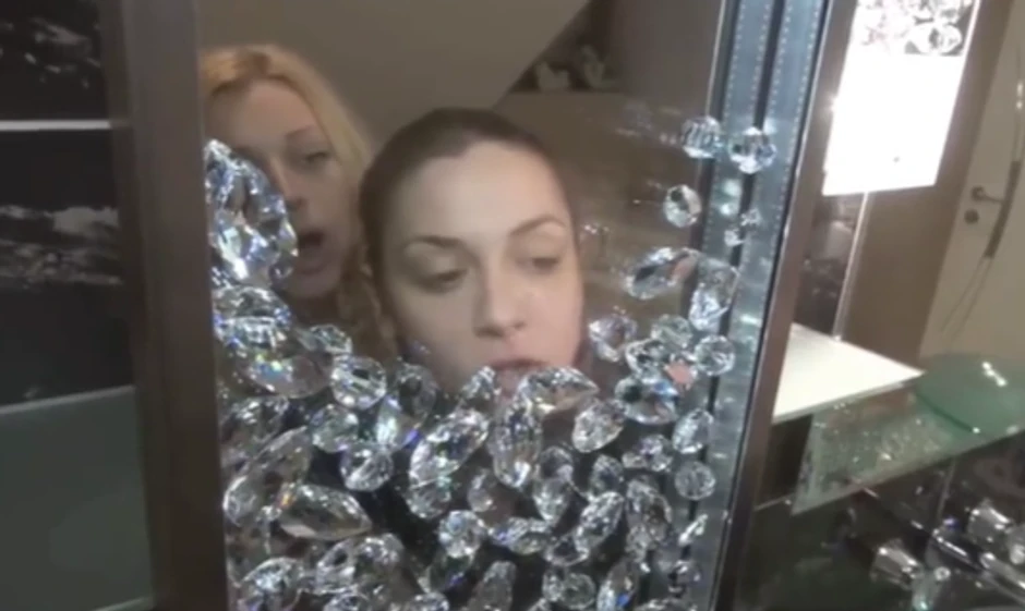 Anđelka i Marijana kod Dragane u domu