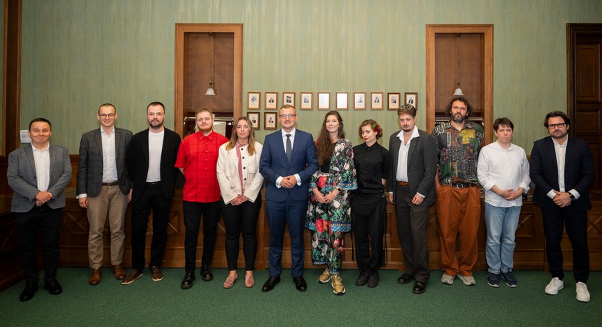 W lipcowej edycji przyznano 16 stypendiów w wysokości 15 tys. zł brutto. W tej edycji przeznaczono na nie łącznie 240 tys. złotych.