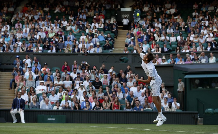 Skandal na Wimbledonie. Zawodnik obrzucił sędziego monetami