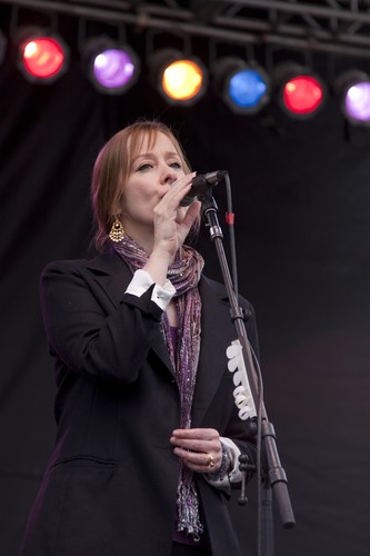 Suzanne Vega