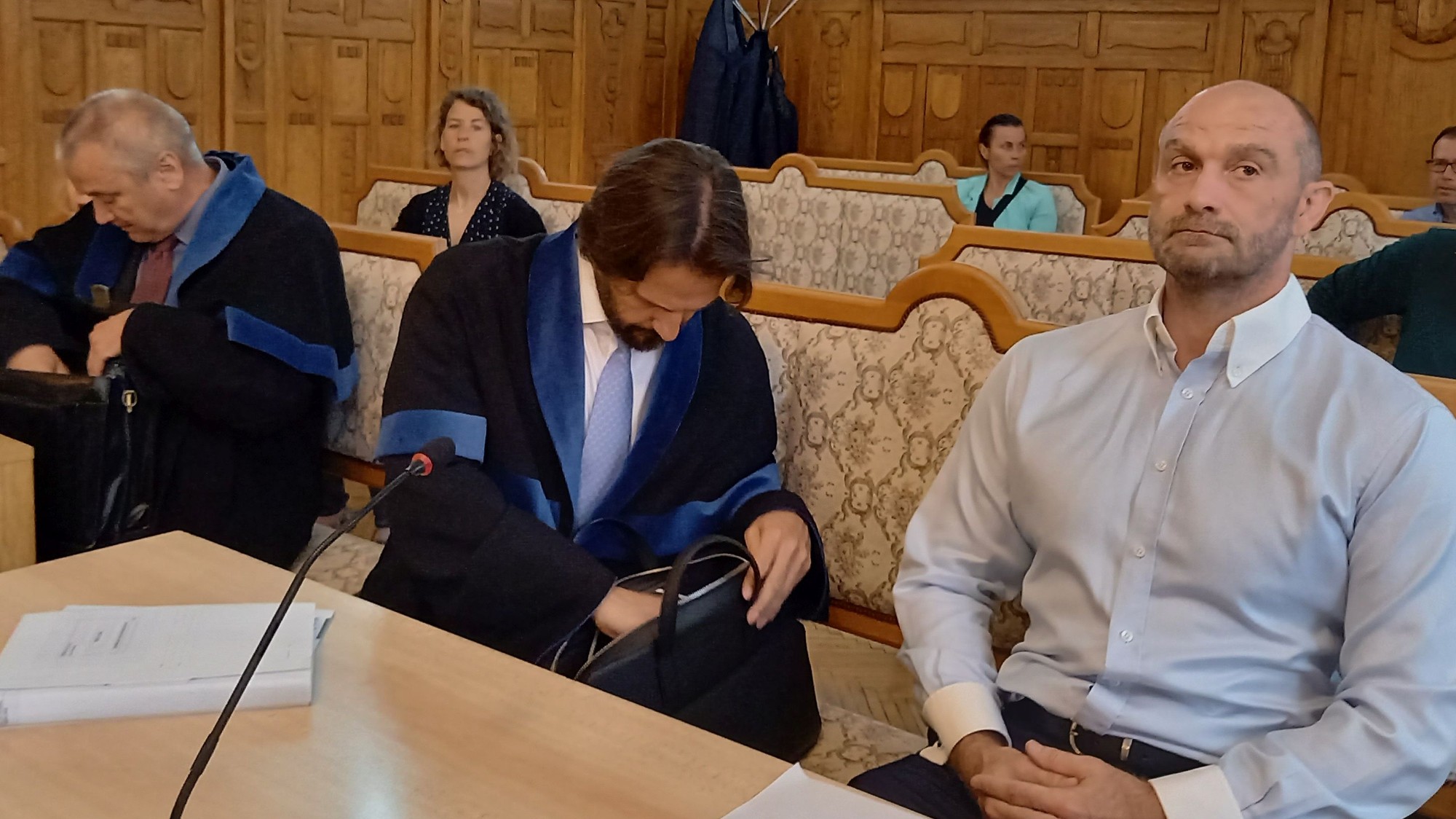 Robert Kaliňák ako advokát Norberta Bödöra obžalovaného v kauze Dobytkár.