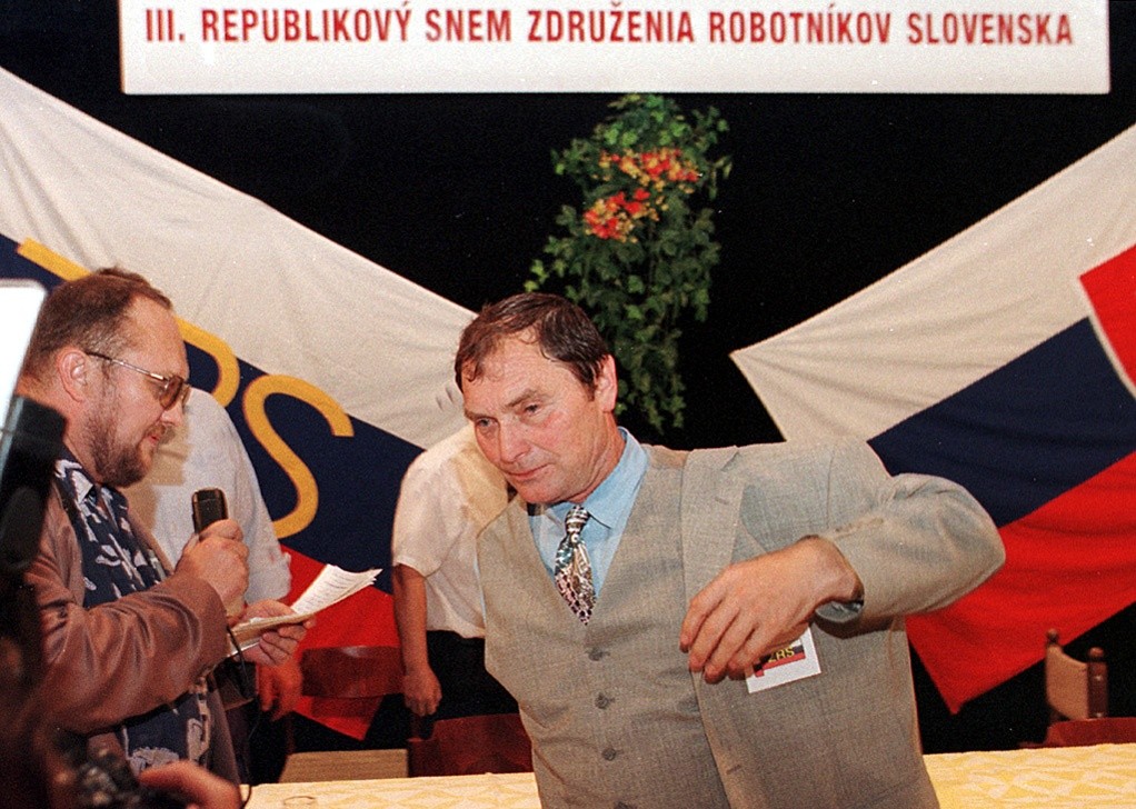 Expolitika Ján Ľupták. 