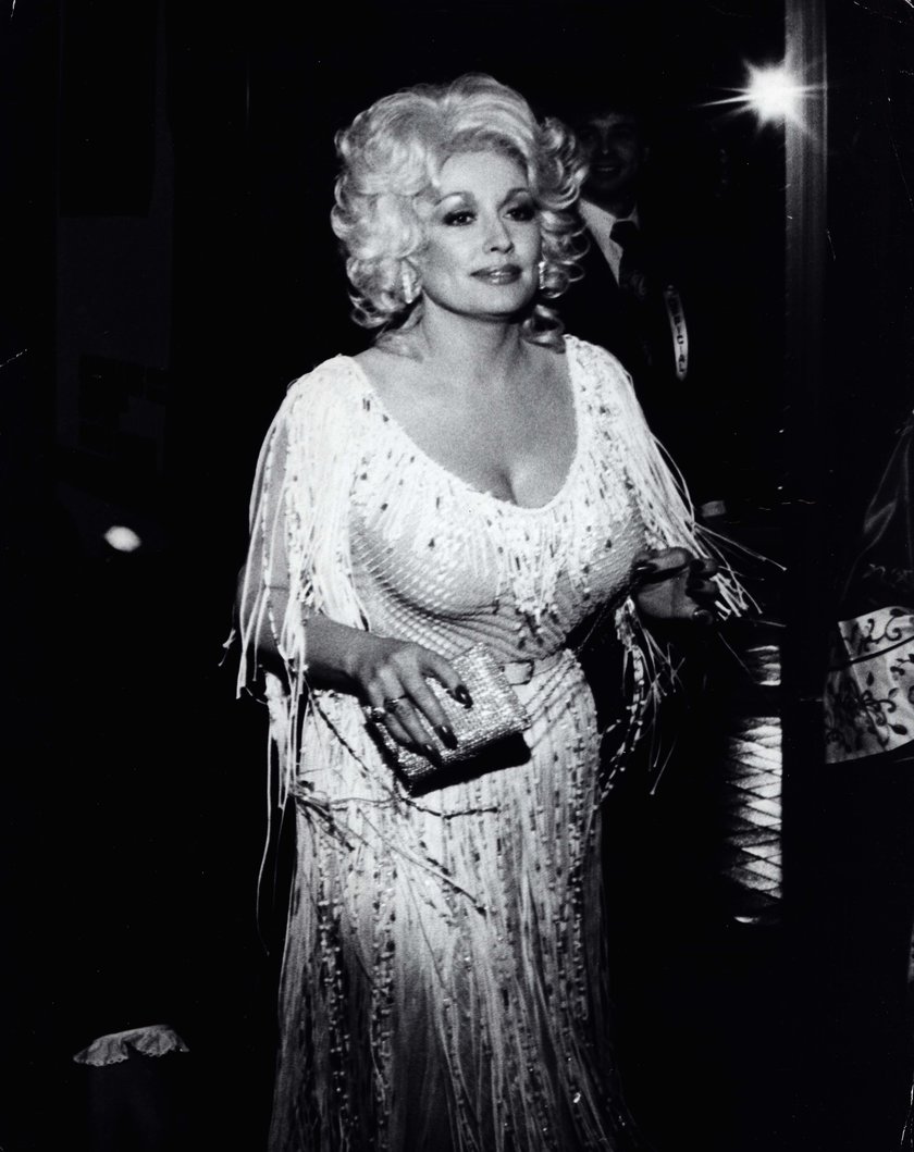 DOLLY PARTON