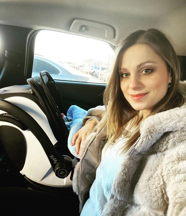 Speváčka Dominika Stará.
