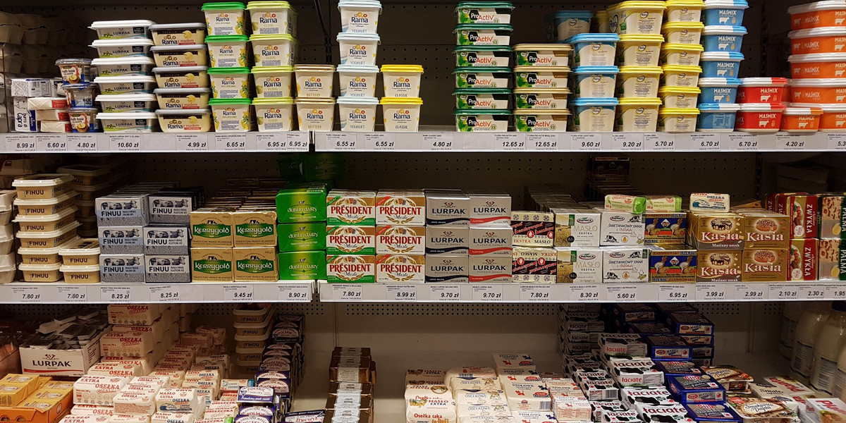 Tak sklepy zabezpieczają masło? To zdjęcie przywołuje wspomnienia z minionej epoki [zdjęcie ilustracyjne]