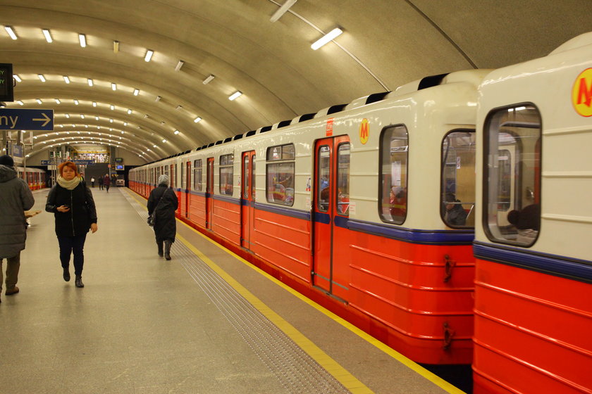 Będą nowe pociągi w warszawskim metrze