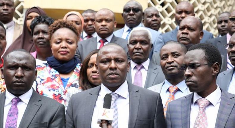 File image of Kikuyu MP Kimani Ichung’wa (centre) flanked by other MPs allied to the Tangatanga outfit