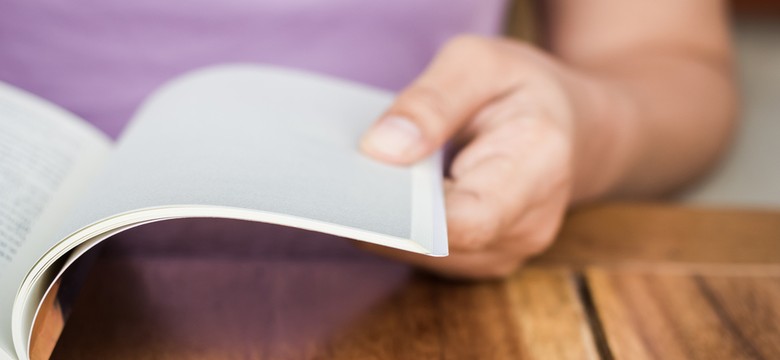 Ośmiogłowy detektyw i zagadka wiejskiej posiadłości. Poznaj świat kryminałów