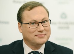 Czarnecki o Biereckim: W wielu sprawach był św. Mikołajem