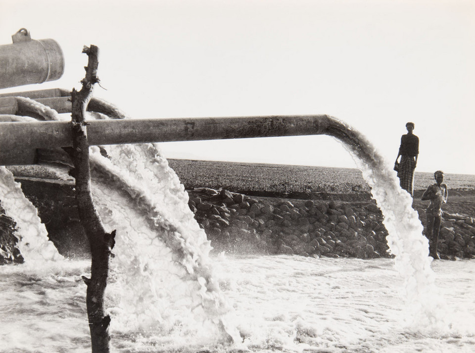 Ryszard Kapuściński - fotografia z cyklu "Woda na pustyni" (1965)