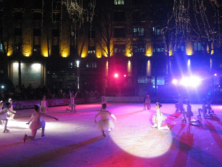 Klizalište na Trgu Nikole Pašića