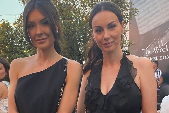 (FOTO) OVO JE STARIJA SESTRA SLOBODE I DRAGANE MIĆALOVIĆ Veoma je uspešna, a malo ko zna čime se bavi: Danas ima poseban razlog za slavlje, glumica joj se javno obratila