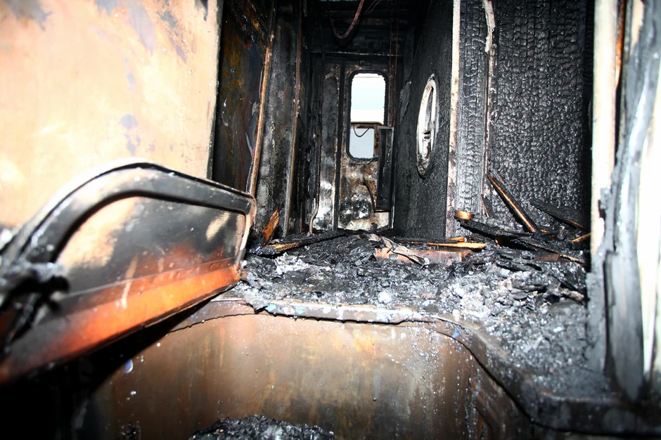 Uništena unutrašnjost vagona