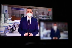 Morawiecki: Wraz z Macronem zaapelowaliśmy, by szczepionki pozostawały w Europie