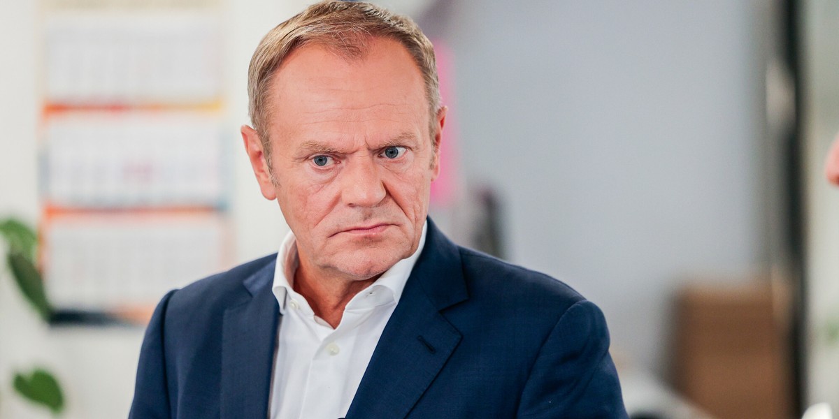 Tusk pytany o wypowiedź Tomasza Lenza ws. czternastych emerytur stwierdził, że jest ona "co najmniej niefortunna".