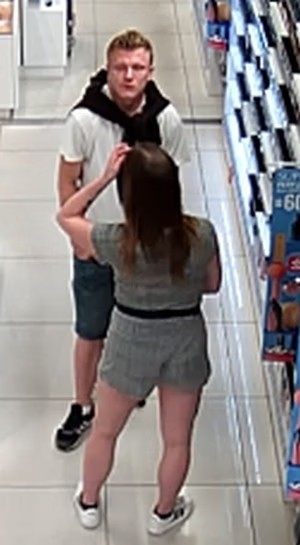 Kobieta i mężczyzna podejrzani o kradzież perfum. Rozpoznajesz ich?