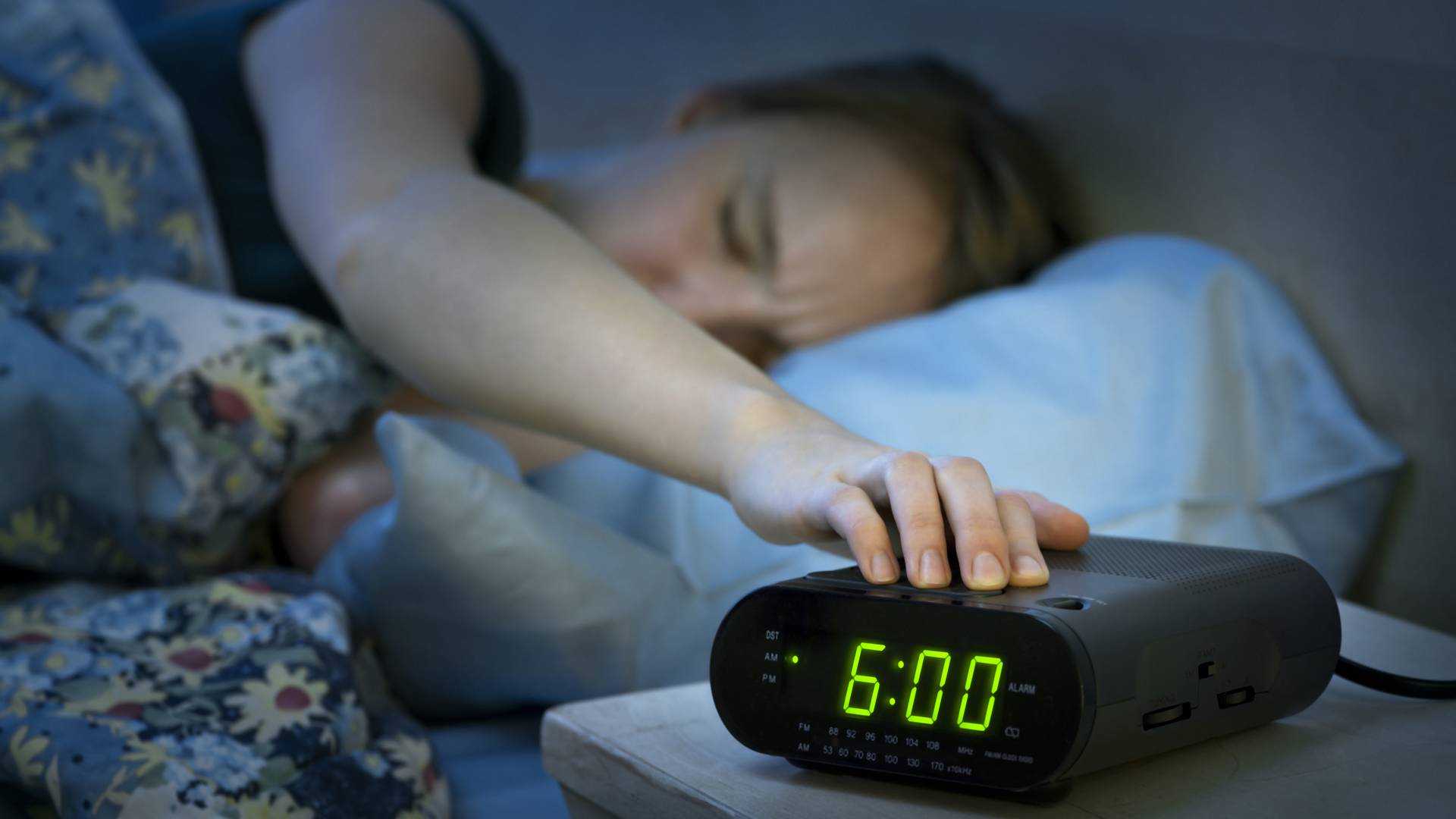 Te is fel szoktál kelni pillanatokkal az ébresztőóra csörgése előtt? Ez rá a tudományos magyarázat