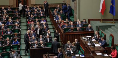 Ustawa medialna dzieli PiS. Boją się o posady