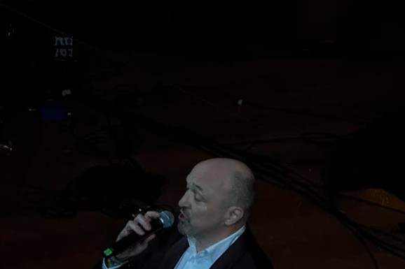 Spektakl na Kolarcu: Duško Trifković oduševio publiku, Haris Džinović poručio – „Konačno sam doživeo ovo!"