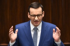 Morawiecki o 'chamskiej hołocie' Kaczyńskiego: Czasami muszą paść takie męskie słowa