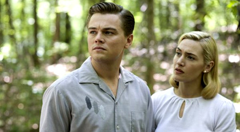 Leonardo DiCaprio i Kate Winslet w filmie "Droga do szczęścia"