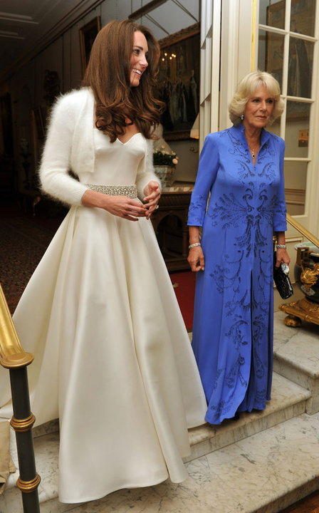 Suknie ślubne w brytyjskiej rodzinie królewskiej: ślub Kate Middleton i księcia Williama w 2011 r.