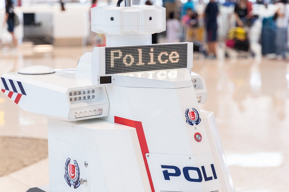 Tak wygląda policyjny robot z Singapuru