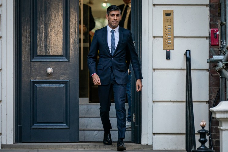 Rishi Sunak brit kormányfőt kedden iktatja be III. Károly király / Fotó: Northfoto