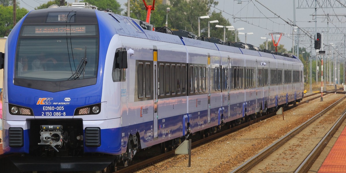 Pociąg Intercity nie zatrzymał się na stacji