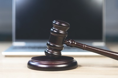 Więcej jednostek i więcej prokuratorów. Jest nowa propozycja w sprawie przestępstw z nienawiści