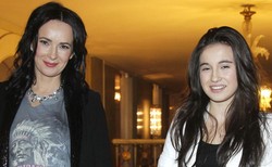 Córka Kasia Kowalskiej pozwała ojca o alimenty: Wygrała ale pieniędzy nie można ściągnąć, bo tata wciąż udowadnia, że nie ma za co żyć