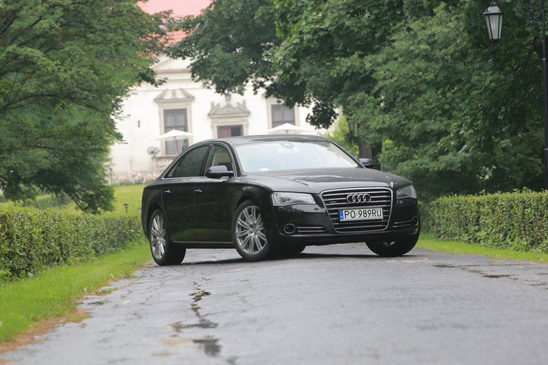 Audi A8 L: limuzyna która zaskakuje