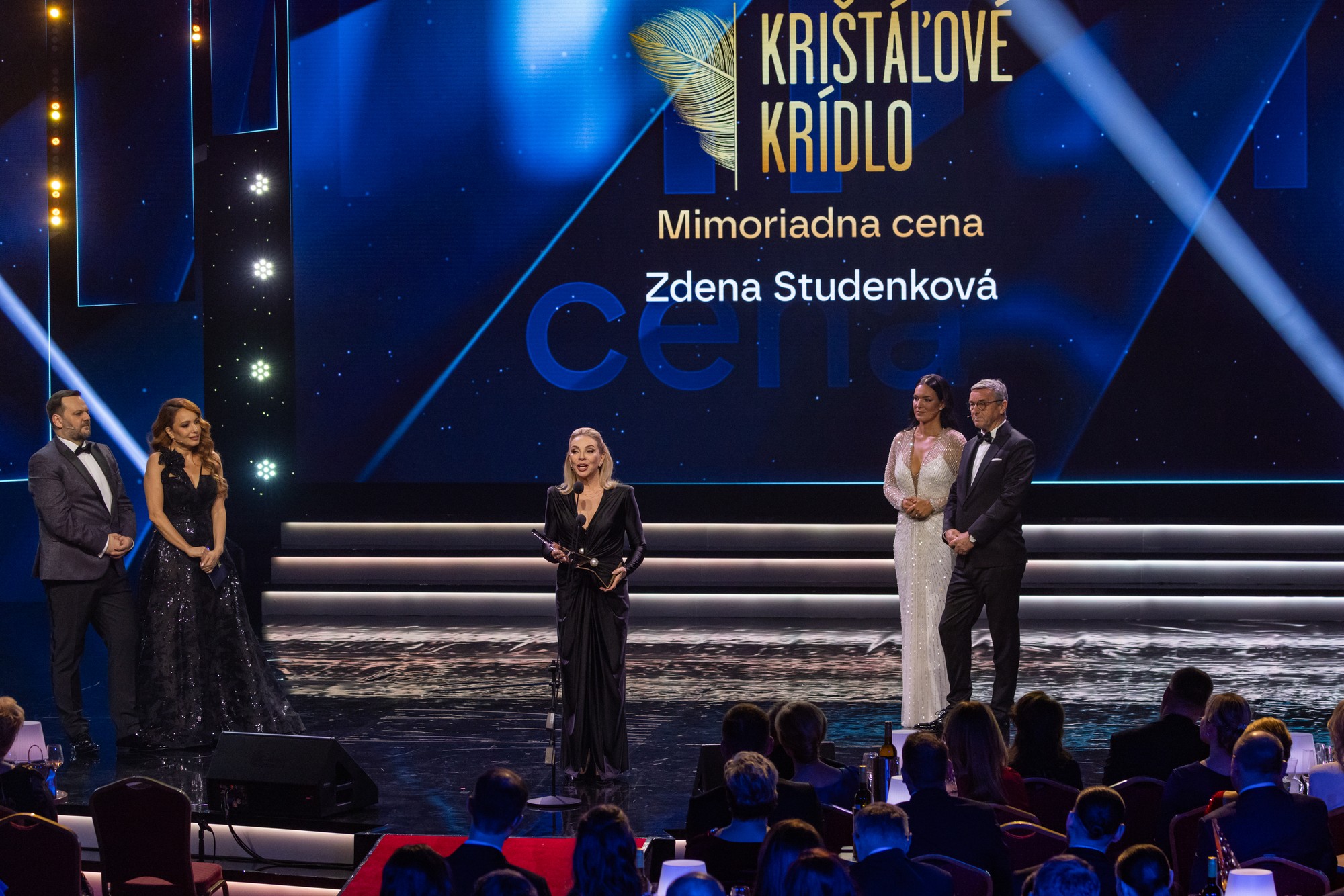 Krištáľové krídlo za rok 2024 - Zdena Studenková.