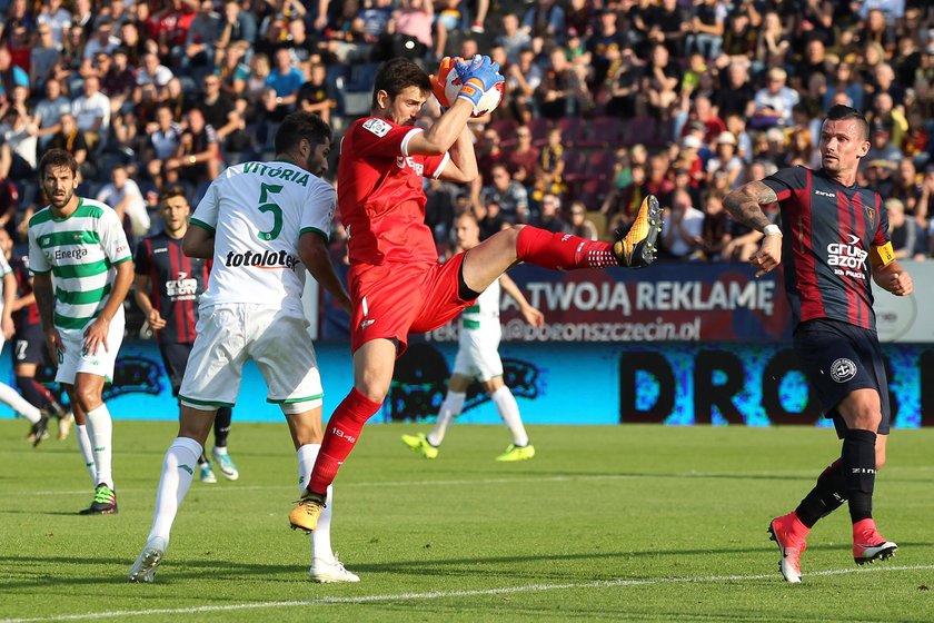 Pilka nozna. Ekstraklasa. Pogon Szczecin - Lechia Gdansk. 14.08.2017