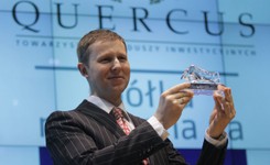 Nigdy wcześniej Sebastian Buczek, założyciel Quercus TFI, nie był tak popularny. Powód? Obligacje GetBacku...