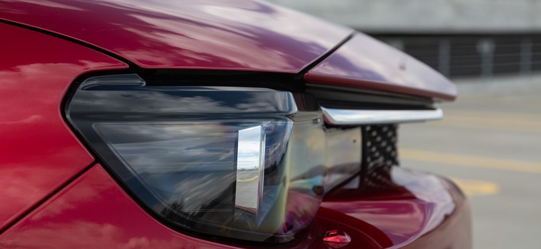 Mazda MX-30 z podwójną dopłatą w Polsce. W kieszeni ponad 37 tys. zł