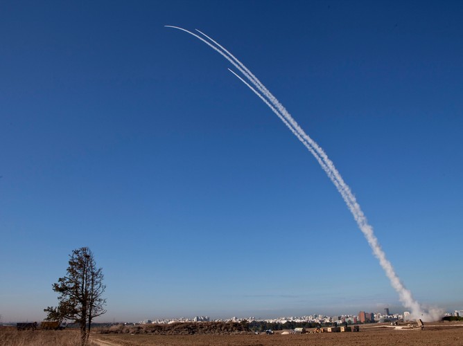 Walki w Strefie Gazy, ostrzał Izraela