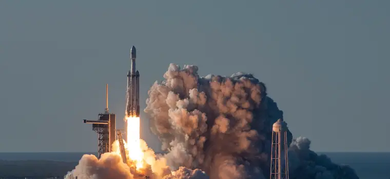 Falcon Heavy wyniesie w kosmos części stacji Gateway. SpaceX dostało kontrakt od NASA