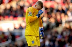 Jordan Pickford pobił się w barze z kibicem [WIDEO]