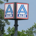 ALDI stawia na certyfikowane drewno i surowce z recyklingu