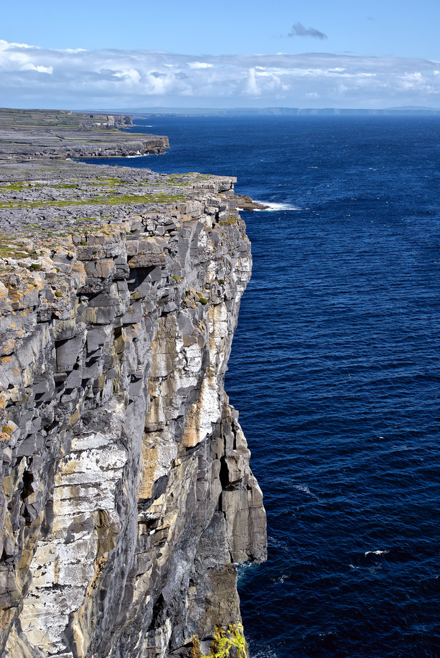 Irlandia - Wyspy Aran - Klif na Inishmore