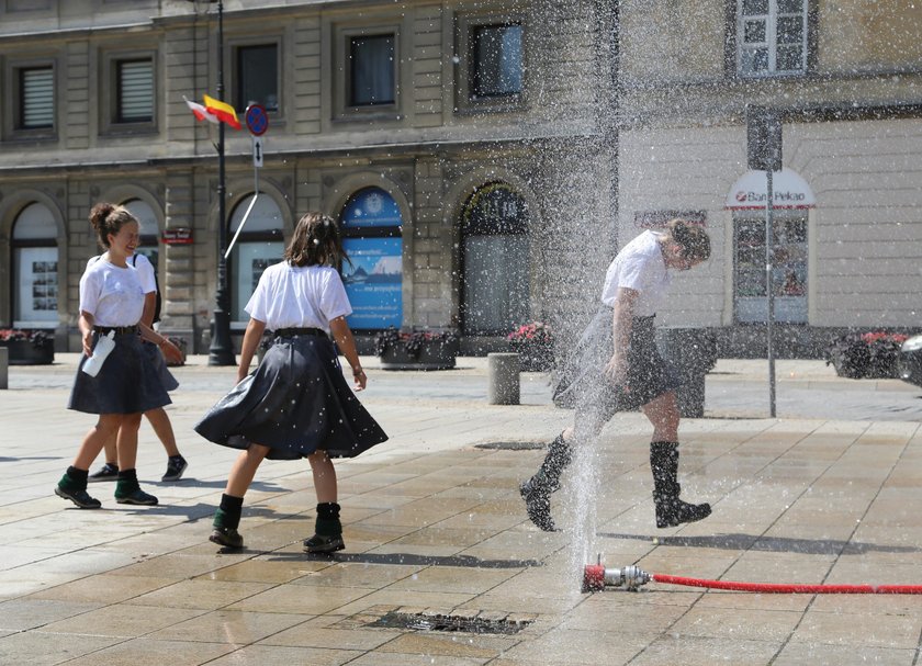 Schłodź się pod kurtyną wodną