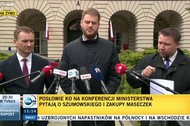 Kadr z programu informacyjnego stacji TVN24 Nitras Kierwiński PO wiceminister zdrowia konferencja