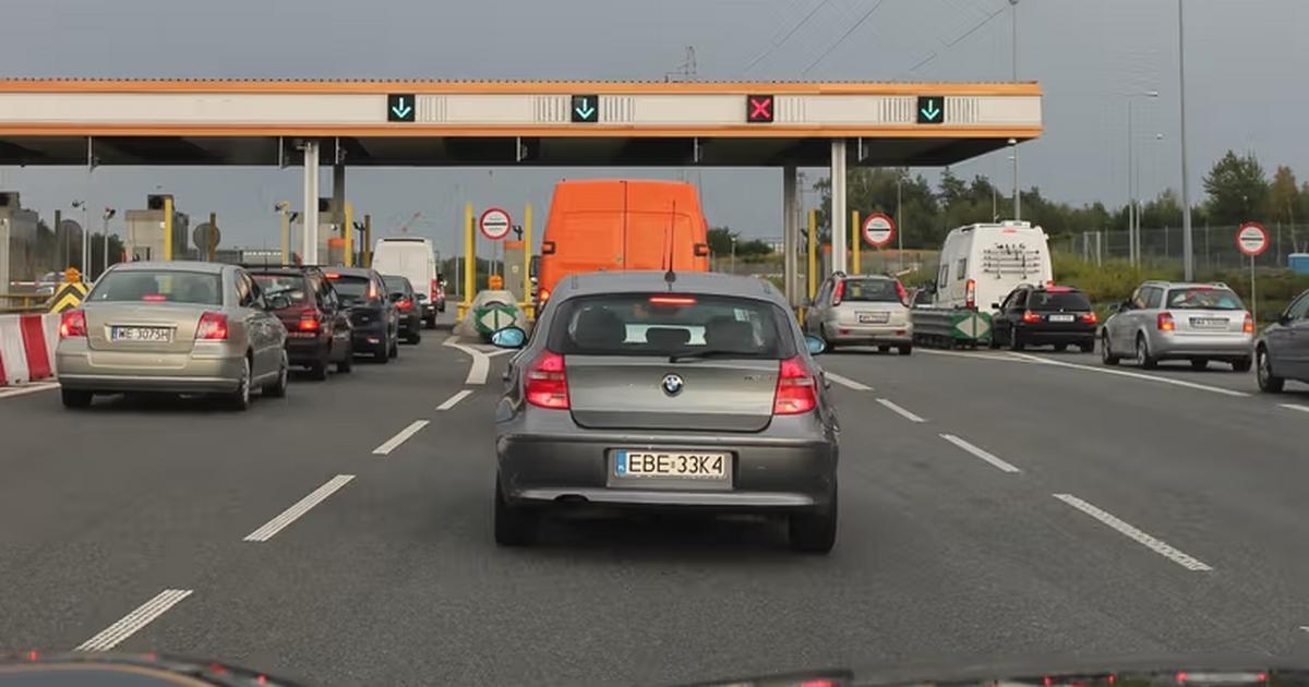  Policjanci będą sprawdzać to przez cały weekend. Stosuj zasadę pół licznika albo zapłacisz mandat