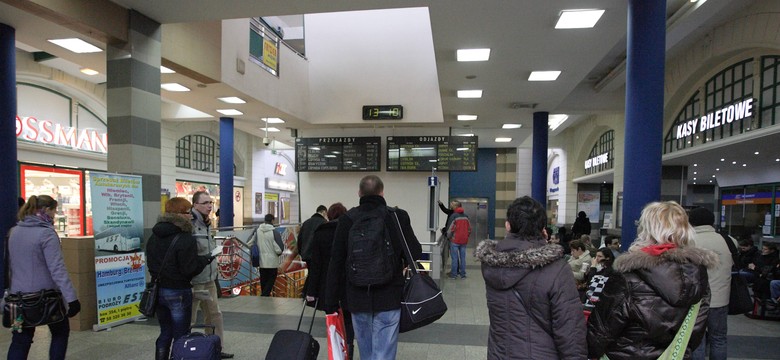 PKP Intercity sprzedaje długi pasażerów