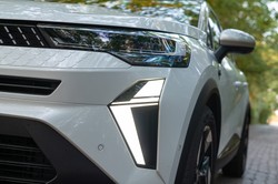 Tak wygląda teraz najtańszy SUV Renault. Ile kosztuje?