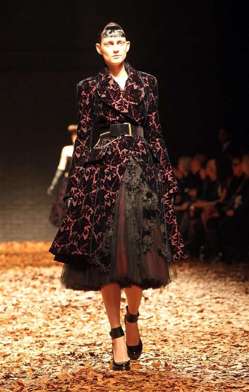 Alexander McQueen jesień zima 2012